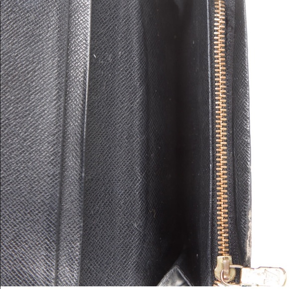 Louis Vuitton Epi vintage Tresor wallet serial # M10050 - Picture 2 of 10